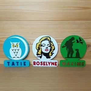 Décoration murale de porte représentant  une chouette Marilyn Monroe et un chasseur avec son chien